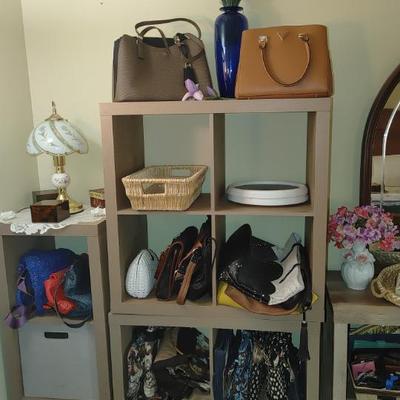 Sale Photo Thumbnail #278