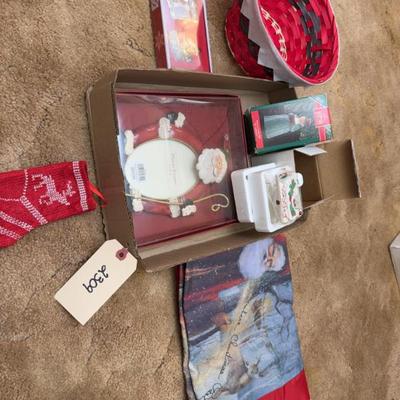 Sale Photo Thumbnail #537