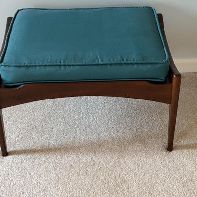 Mid-Centrury Modern Stool Or Ottoman By Selig Of Denmark