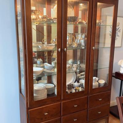 Ethan Allen China Cabinet