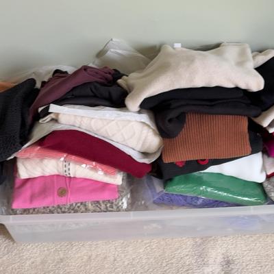 Women’s Sweaters Sz S Petite