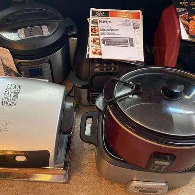 Kitchen Appliances Featuring Ninja, Instapot, Cuisinart 