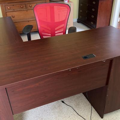 L-Shaped Office Desk & Red Mesh Task Chair