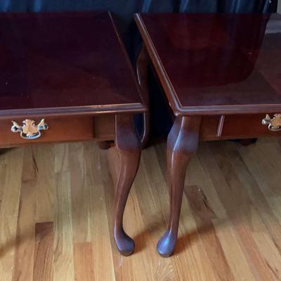 Pair of Elegant Wooden End Tables with High Gloss Finish
