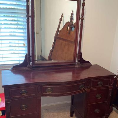 Mahogany Vanity with Mirror