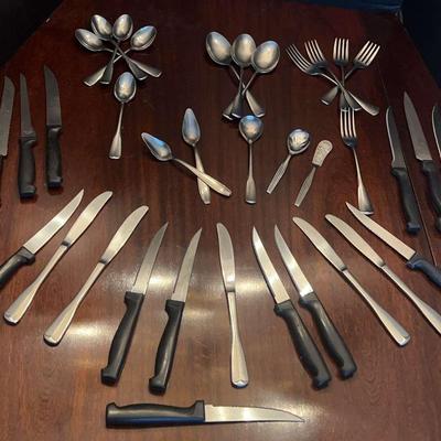 Assorted Flatware & Cutlery – Featuring Olde Salem & Sheffield