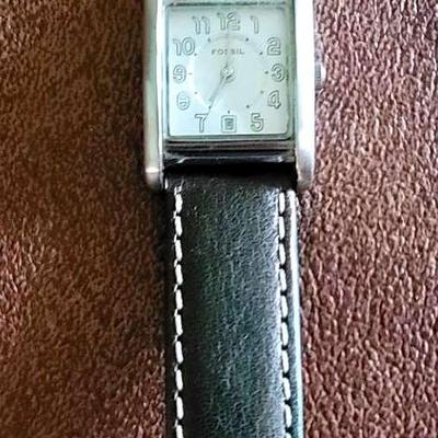 Vintage Fossil F2 ES1178 Watch with Black Leather Band