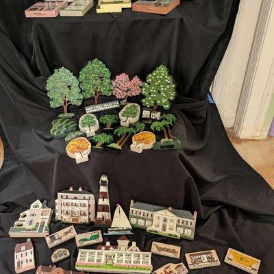 Charleston Scenes by Sheila – 43-Piece Hand-Painted Wooden Collection