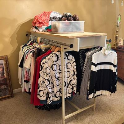 Sale Photo Thumbnail #172