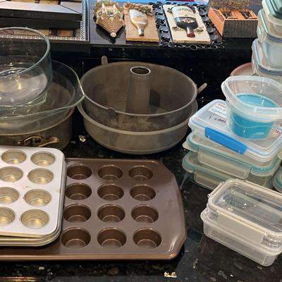 Metallic Baking Trays And Plastic Food Storage Containers Assortment (Includes Everything In Photos)