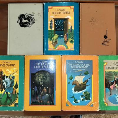 C.S. Lewis Chronicles of Narnia Hardcover 7 Book Set – Macmillan Editions