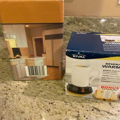 Coffee Maker & Beverage Warmer 