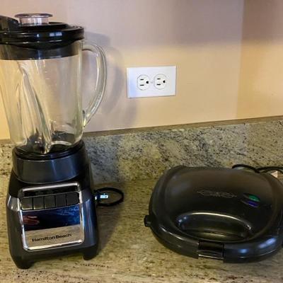 Hamilton Bleach Blender & Bella Cucina Panini Maker
