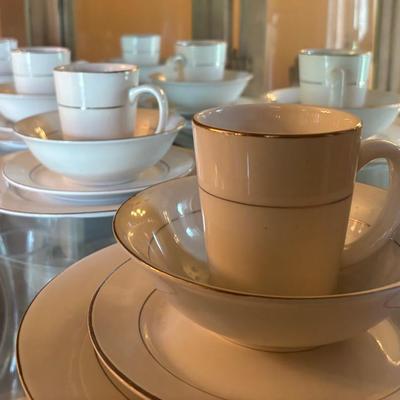 16-piece China Set
