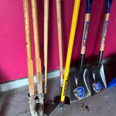 Yard maintenance equipment