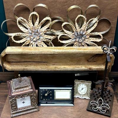 Assortment of Home Decor