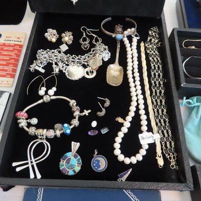 Sale Photo Thumbnail #43