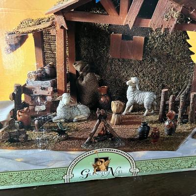 Sale Photo Thumbnail #100