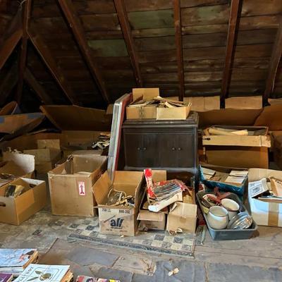 Estate sale photo