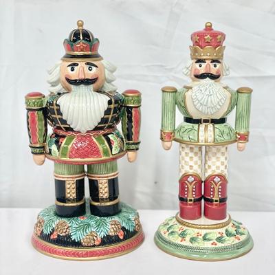 Fitz And Floyd Nutcracker Collection “Pine Cone” And “Holly Leaves” 