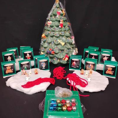 Hallmark Ornaments Miniature Christmas Magic 