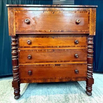 Antique Empire Mahogany Chest of Drawers (Mid-19th Century)