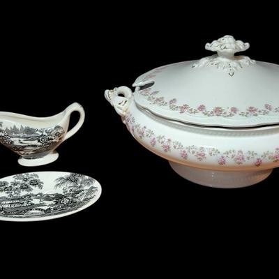 Antique Johnson Bros Soup Tureen & Clarice Cliff Royal Staffordshire Gravy Boat