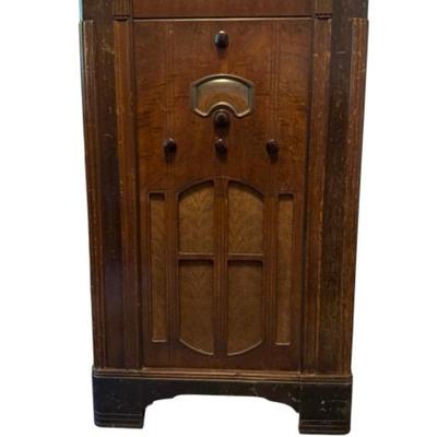 Antique Wooden Floor-Model Tube Radio Cabinet – Art Deco Era (1930s–1940s