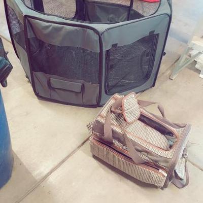Sale Photo Thumbnail #38: Pet Stuff