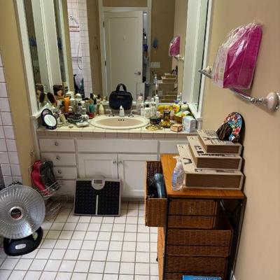 Sale Photo Thumbnail #168