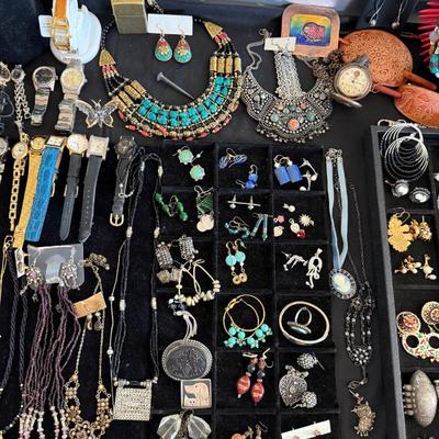 Sale Photo Thumbnail #77