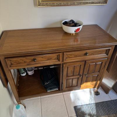 Sale Photo Thumbnail #15: Thomasville side table 