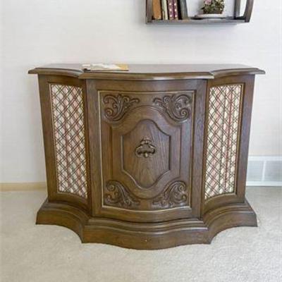 Mid Century Magnavox Stereo Console .jpg