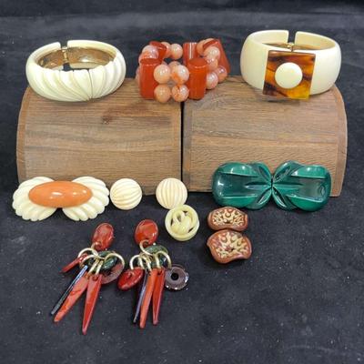 Vintage Art Deco Jewelry