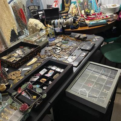 Sale Photo Thumbnail #5