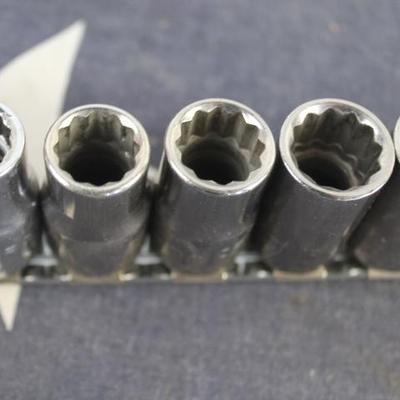 Sale Photo Thumbnail #436