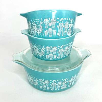 Set of 3 Amish Butterprint PYREX Cinderella Bowls 