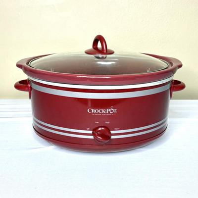 Red Crockpot Slow Cooker 