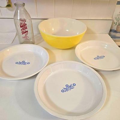 Vintage Curles Neck Dairy Bottle, Pyrex & Corningware 