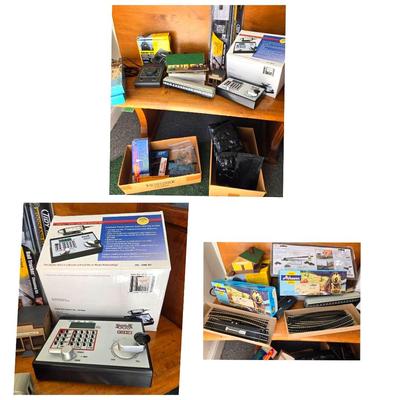  Model Toy Trains, Controllers, Accessories