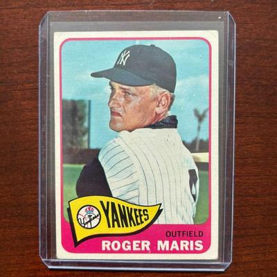 1965 Topps Baseball Card. Roger Maris - New York Yankees. Card #155