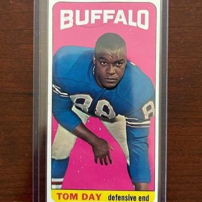 1956 Topps Football Card 'Tall Boy'. Tom Day - Buffalo Bills. Card #27