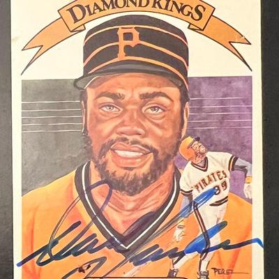 Collectible 1982 Autographed Diamond Kings Dave Parker Baseball Card 