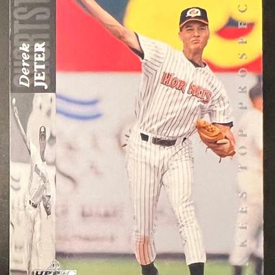 Collectible 1993 Upper Deck Derek Jeter Top Prospect Baseball Card 