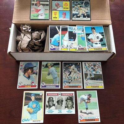 100s of 1970s Vintage Baseball Cards
