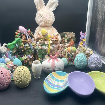 Easter and Spring Themed Decorative Lot
