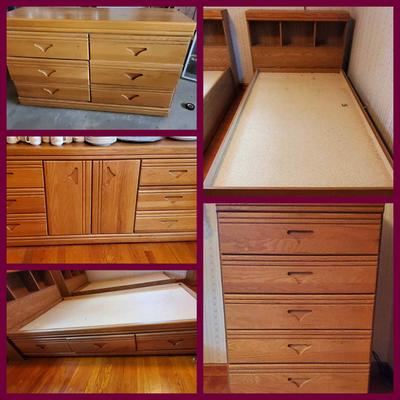 (5) Piece Bedroom Set