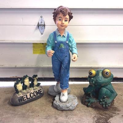 Frog Themed Lawn Decor 