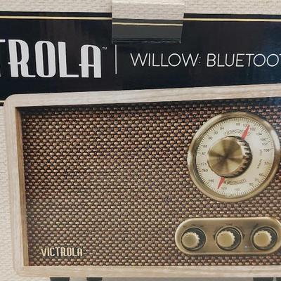 VICTROLA BLUETOOTH RADIO