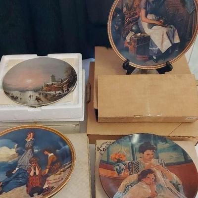 FIVE NORMAN ROCKWELL DECORATIVE PLATES 